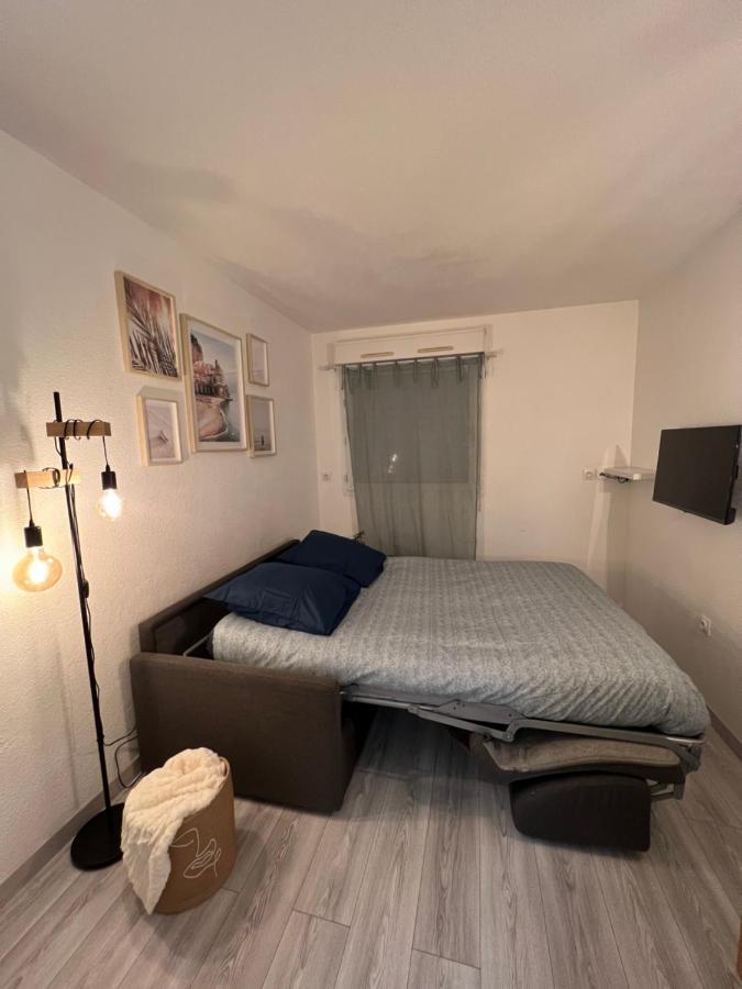 Apartment Port